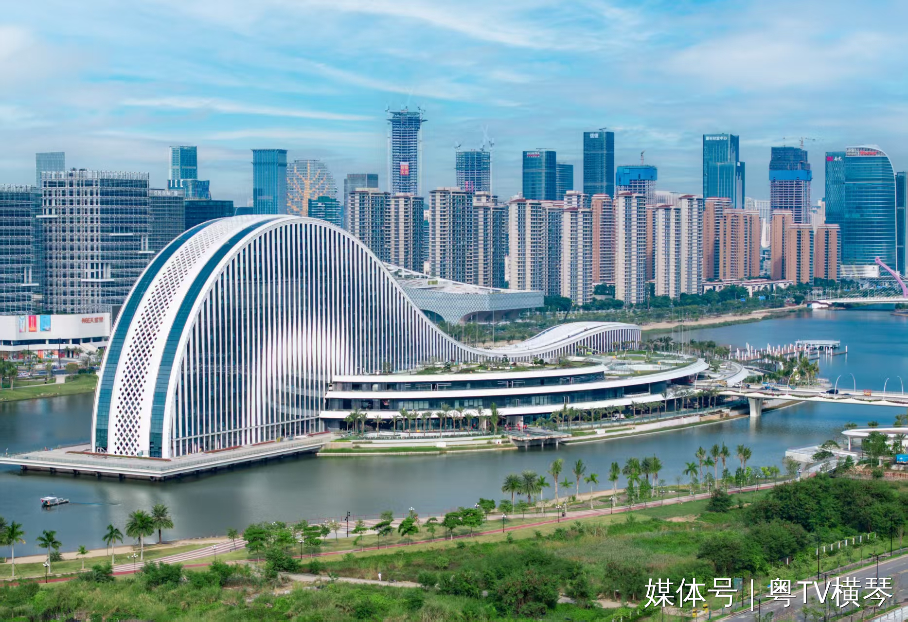 1758249177504340.jpg 2.jpg